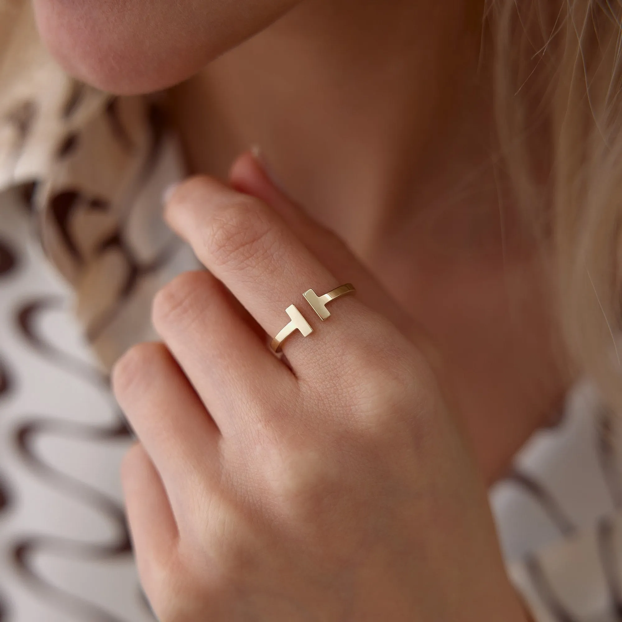14k Gold T Ring