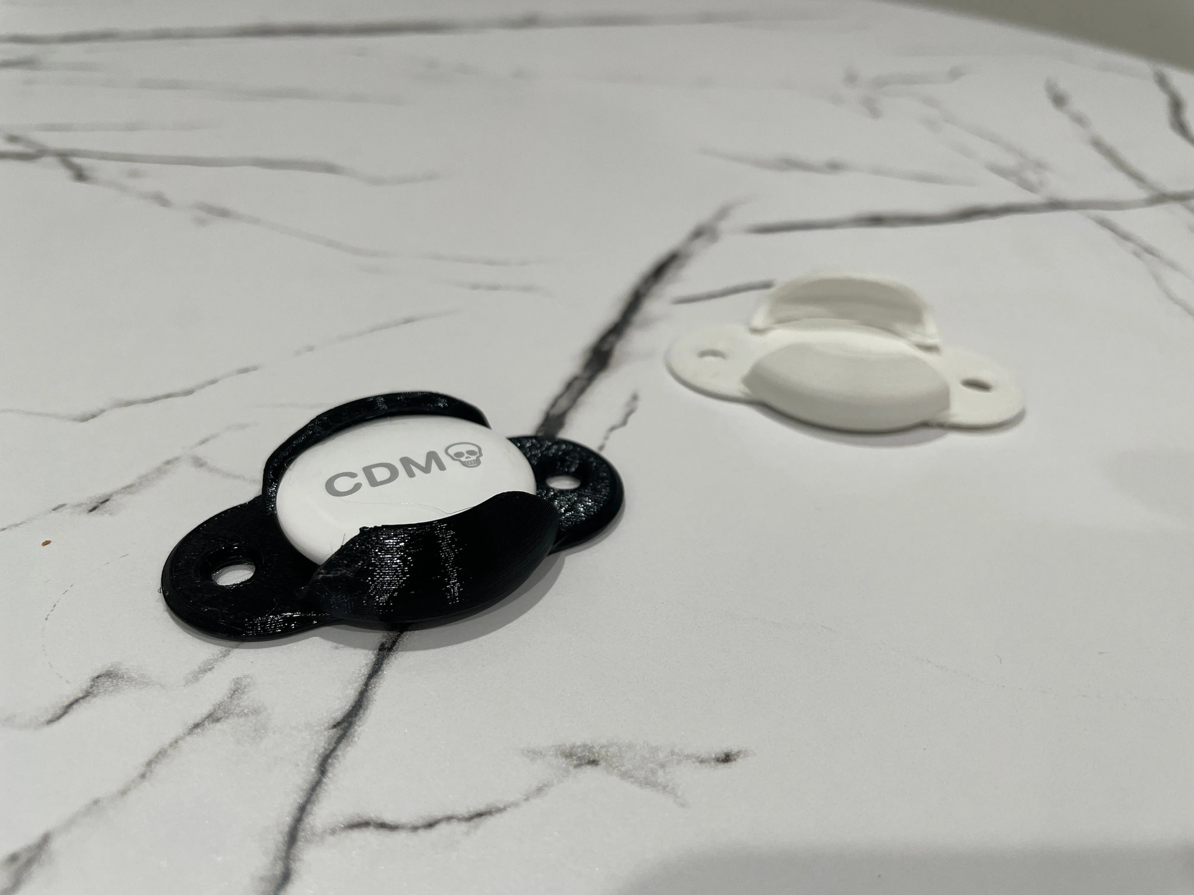 Apple AirTag(TM) Secure Mounts (AM)