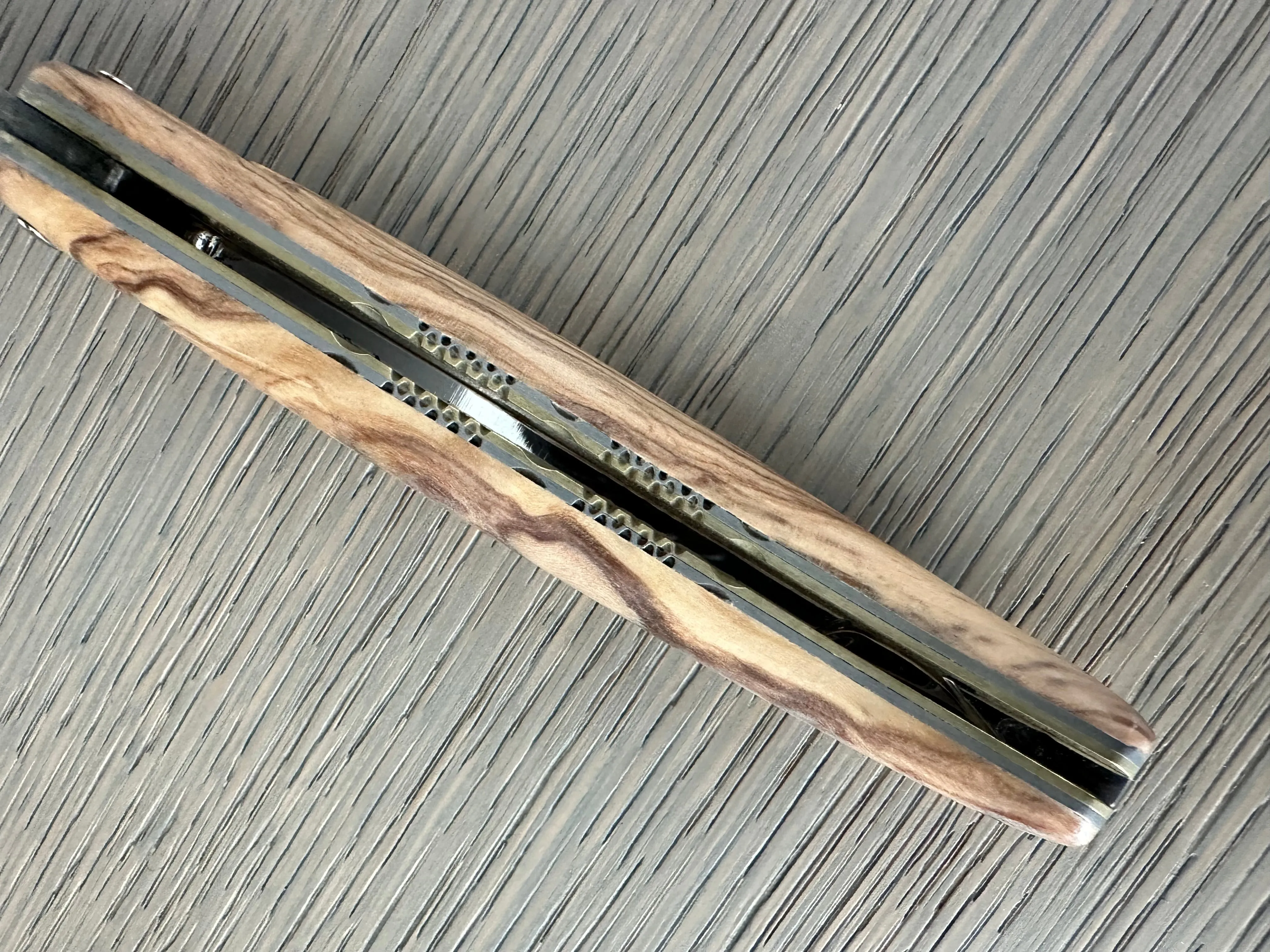 Laguiole en Aubrac Luxury Handcrafted Damascus Multipurpose Knife, Full Olive Wood Handle, 4.75-Inches