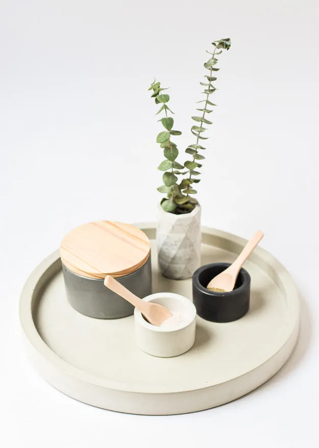 Large Concrete Round Tray